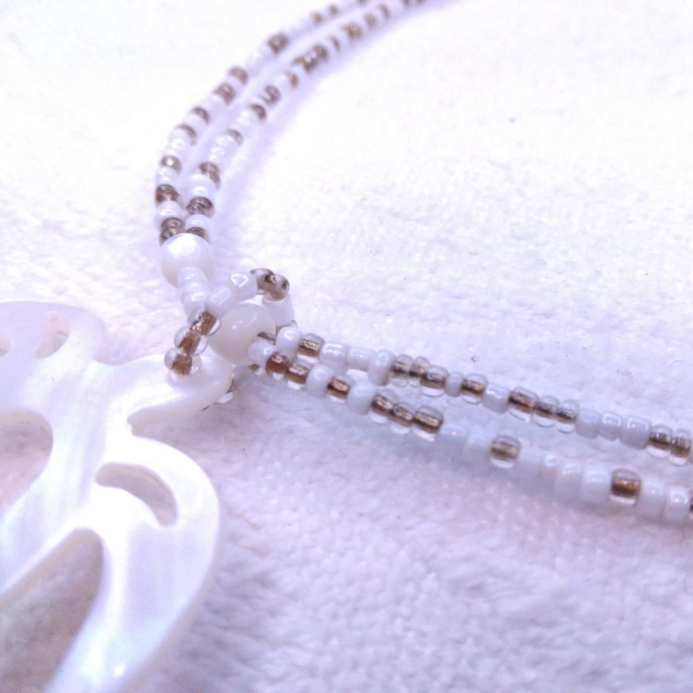Hawaiian Turtle White Pendant Necklace
